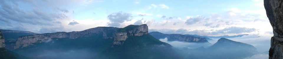 Panoramique depuis la falaise de Presles